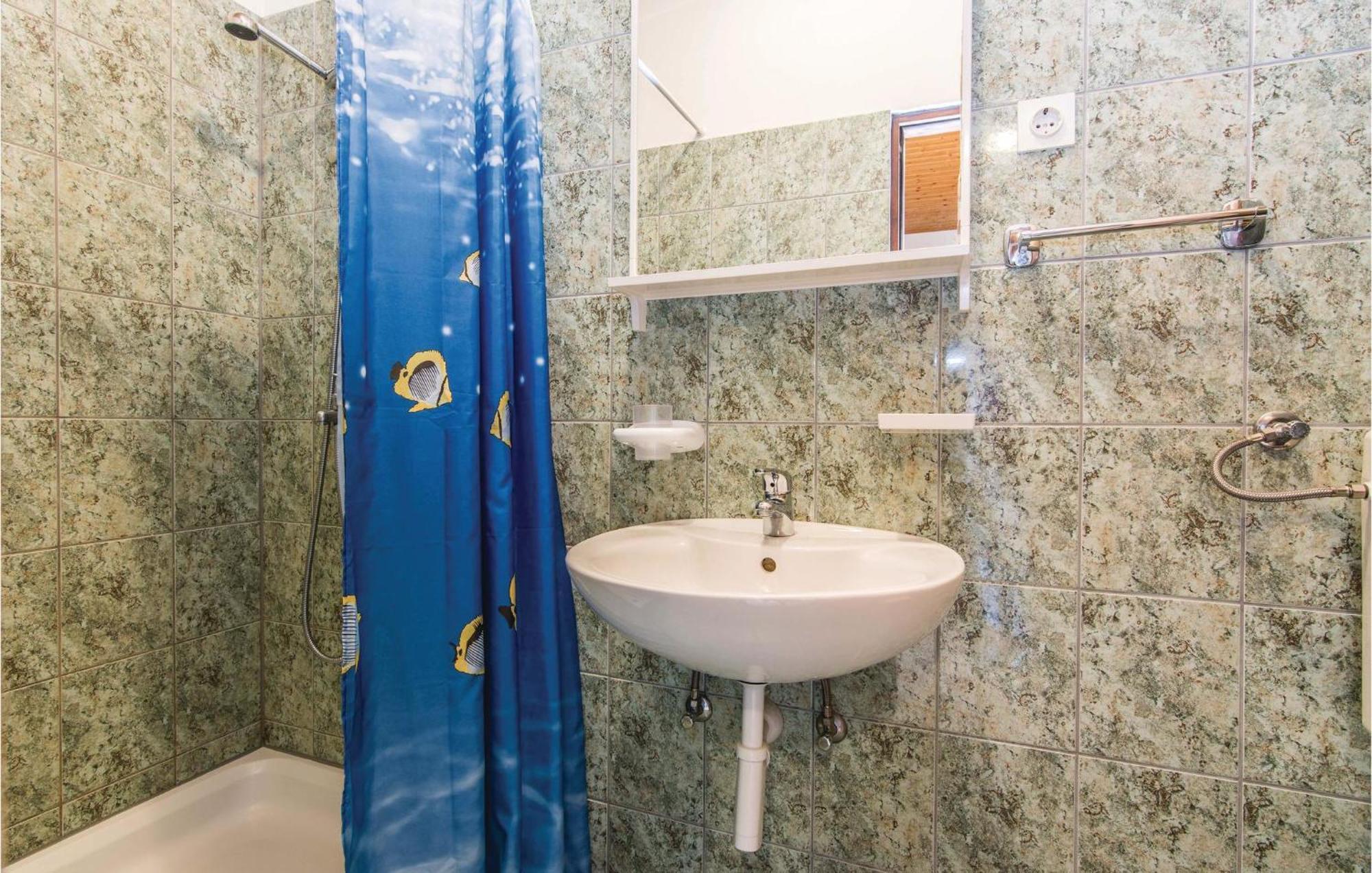 4 Bedroom Awesome Apartment In Starigrad Exterior photo